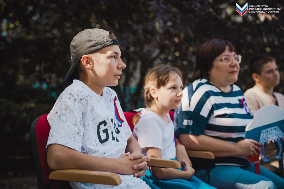 Викторина «Знатоки символики России»: чувство гордости, любви и уважения Викторина «Знатоки символики России»: чувство гордости, любви и уважения