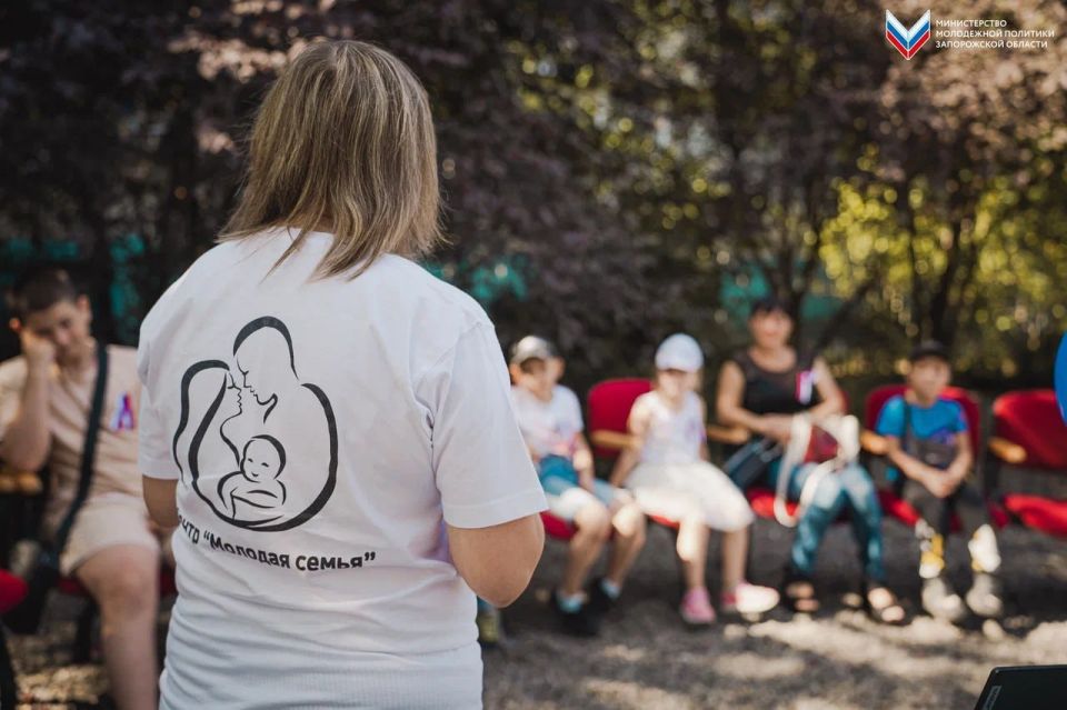 Викторина «Знатоки символики России»: чувство гордости, любви и уважения Викторина «Знатоки символики России»: чувство гордости, любви и уважения