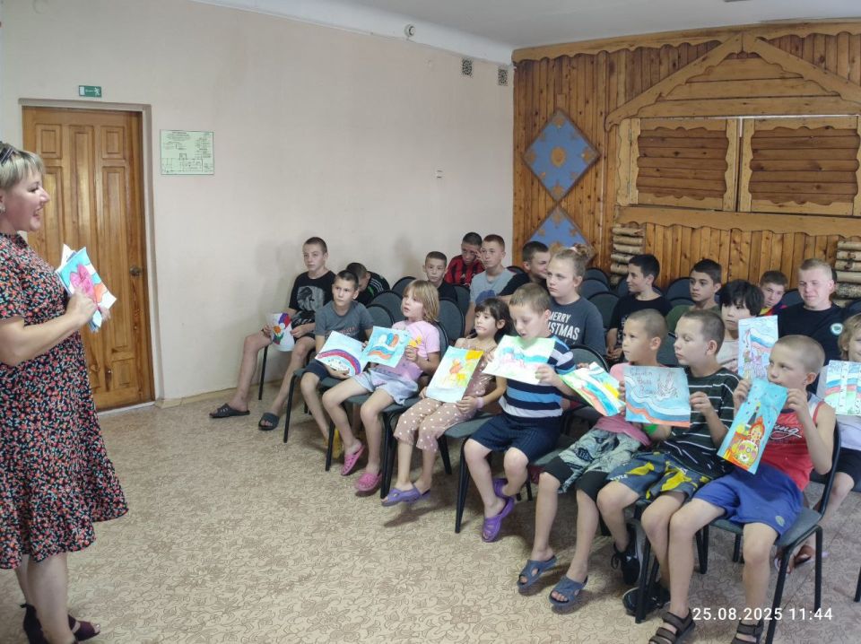 Председатель территориальной избирательной комиссии № 2 посетила Мелитопольский городской центр социально-психологической реабилитации детей Председатель территориальной избирательной комиссии № 2 посетила Мелитопольский городской центр социально-психологической реабилитации детей