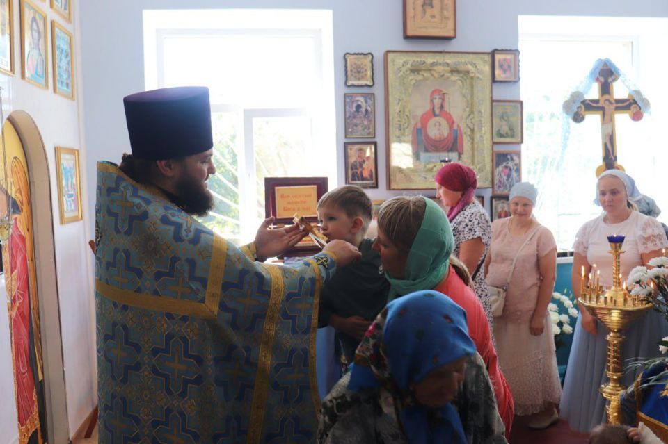 В Мелитополе прошло богослужение в честь праздника Успения Богородицы В Мелитополе прошло богослужение в честь праздника Успения Богородицы