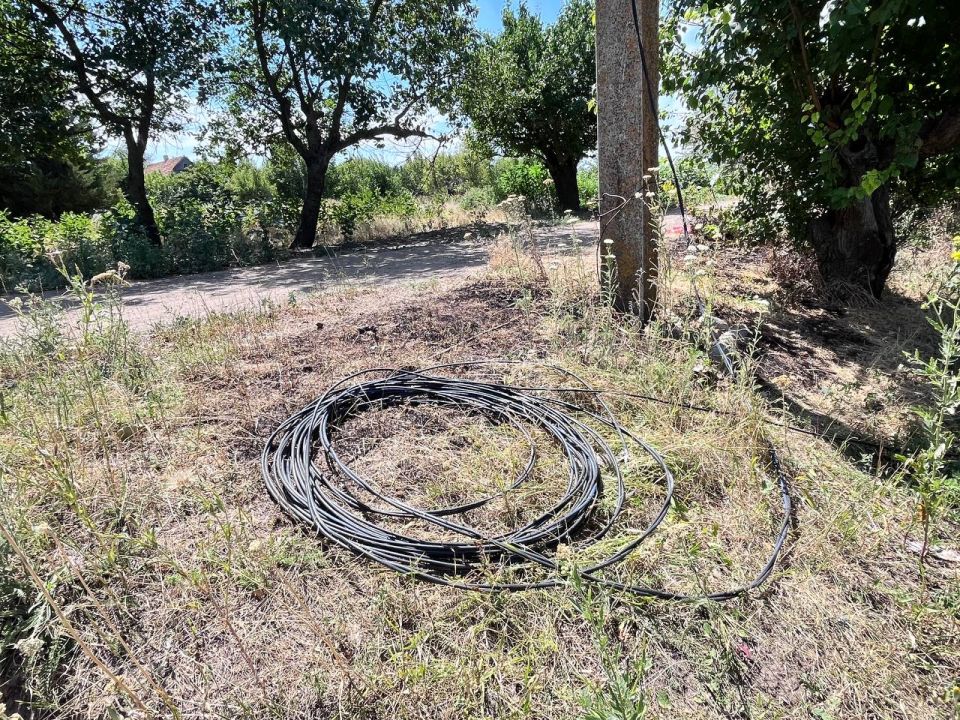 Специалисты МБУ «Жилсервис» устранили обрыв линии электропередачи в селе Орлово