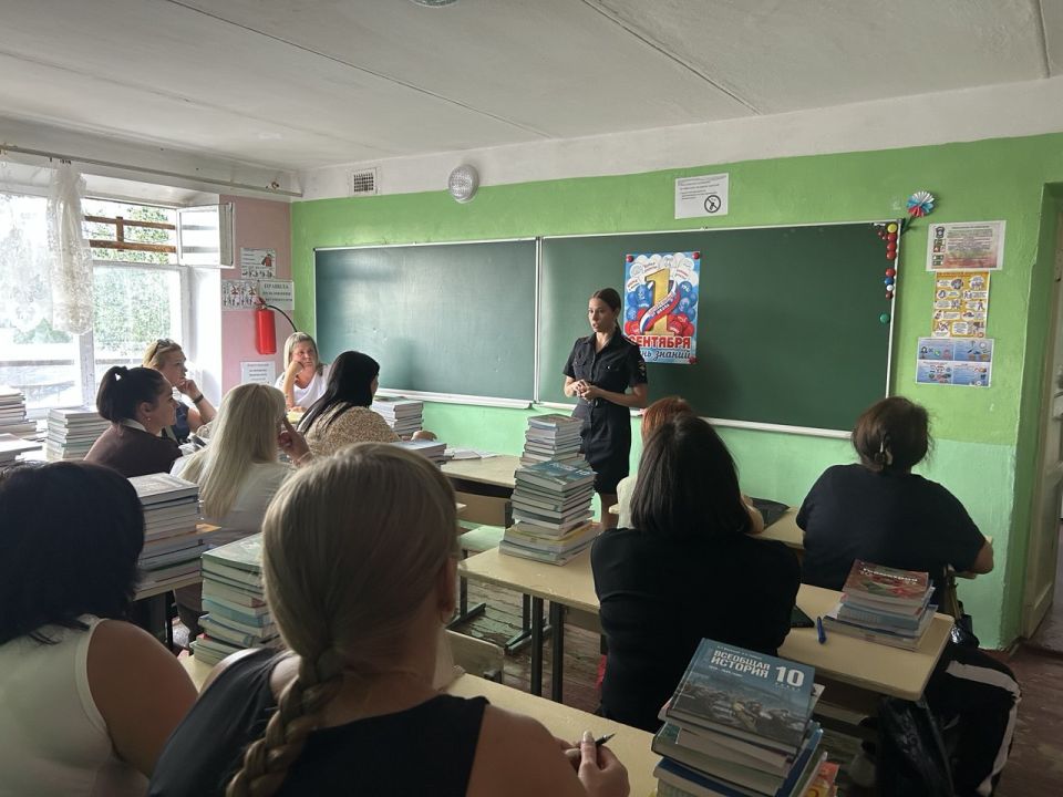 В преддверии нового учебного года сотрудники Госавтоинспекции Управления МВД России "Мелитопольское" принимают участие в родительских собраниях В преддверии нового учебного года сотрудники Госавтоинспекции Управления МВД России "Мелитопольское" принимают участие в родительских собраниях