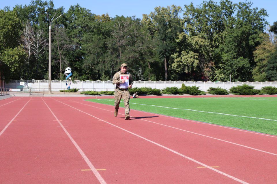 Спортивные достижения и личные победы: ветераны СВО и представители движения "Здоровое Отечество" сдают ГТО в Мелитополе  Спортивные достижения и личные победы: ветераны СВО и представители движения "Здоровое Отечество" сдают ГТО в Мелитополе