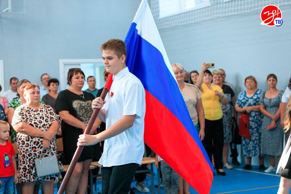 К новому учебному году в Мелитопольском районе открыли среднюю школу №62 К новому учебному году в Мелитопольском районе открыли среднюю школу №62