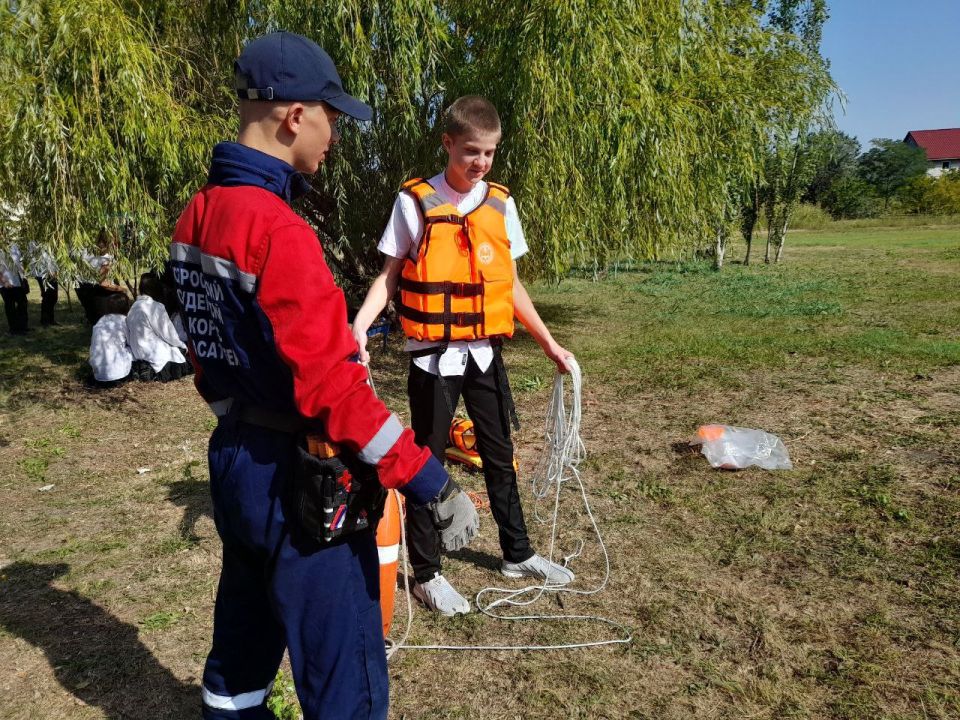 Добровольцы Запорожского РО ВСКС встретили День знаний за важной работой, проведя мастер-классы на нескольких площадках Добровольцы Запорожского РО ВСКС встретили День знаний за важной работой, проведя мастер-классы на нескольких площадках