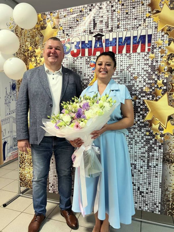 Андрей Сигута: Сегодня побывал в школе села Спасское Мелитопольского района на торжественной линейке Андрей Сигута: Сегодня побывал в школе села Спасское Мелитопольского района на торжественной линейке