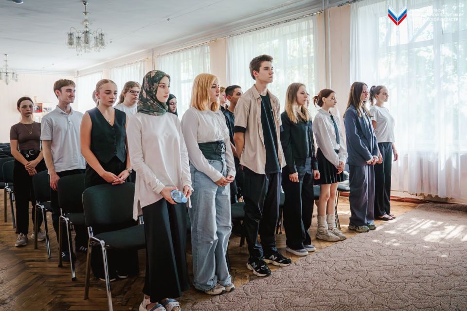 В Мелитополе прошел открытый диалог-урок, приуроченный к 80-й годовщине Победы над милитаристской Японией и окончанию Второй мировой войны В Мелитополе прошел открытый диалог-урок, приуроченный к 80-й годовщине Победы над милитаристской Японией и окончанию Второй мировой войны