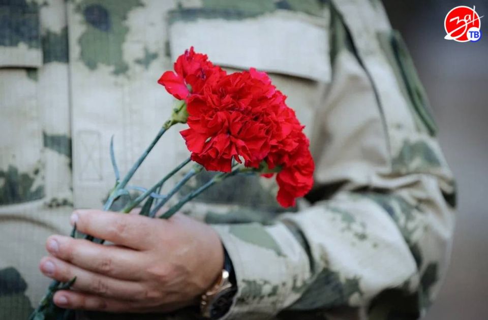 3 сентября в России вспоминают жертв трагедии в Беслане 3 сентября в России вспоминают жертв трагедии в Беслане