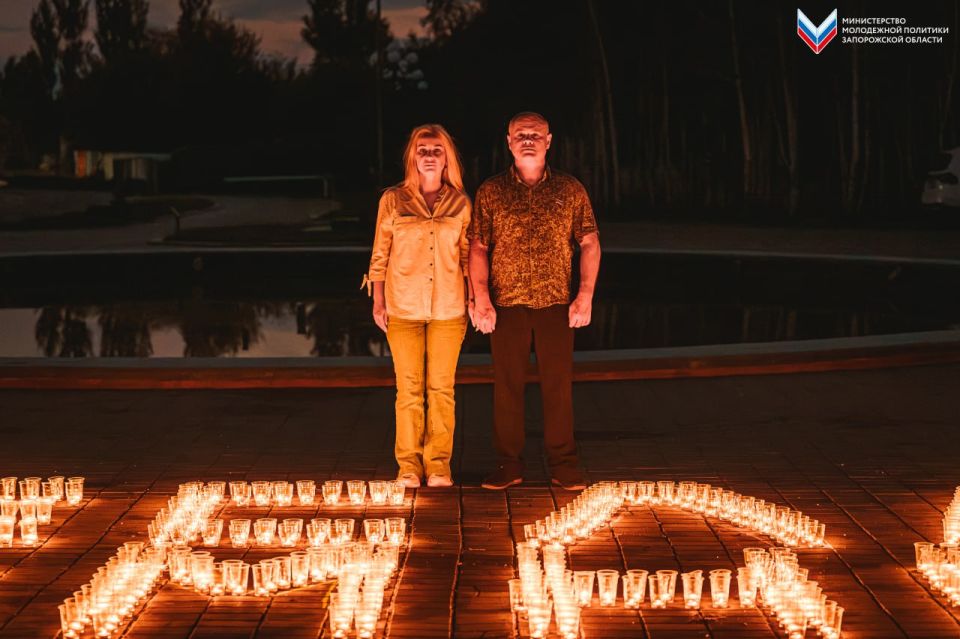 В Мелитополе почтили память жертв теракта в Беслане акцией «Свеча памяти» В Мелитополе почтили память жертв теракта в Беслане акцией «Свеча памяти»