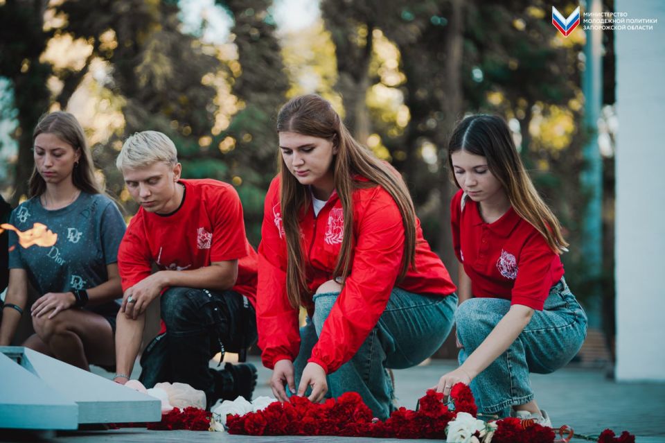 Запорожская область скорбит по жертвам теракта в Беслане Запорожская область скорбит по жертвам теракта в Беслане