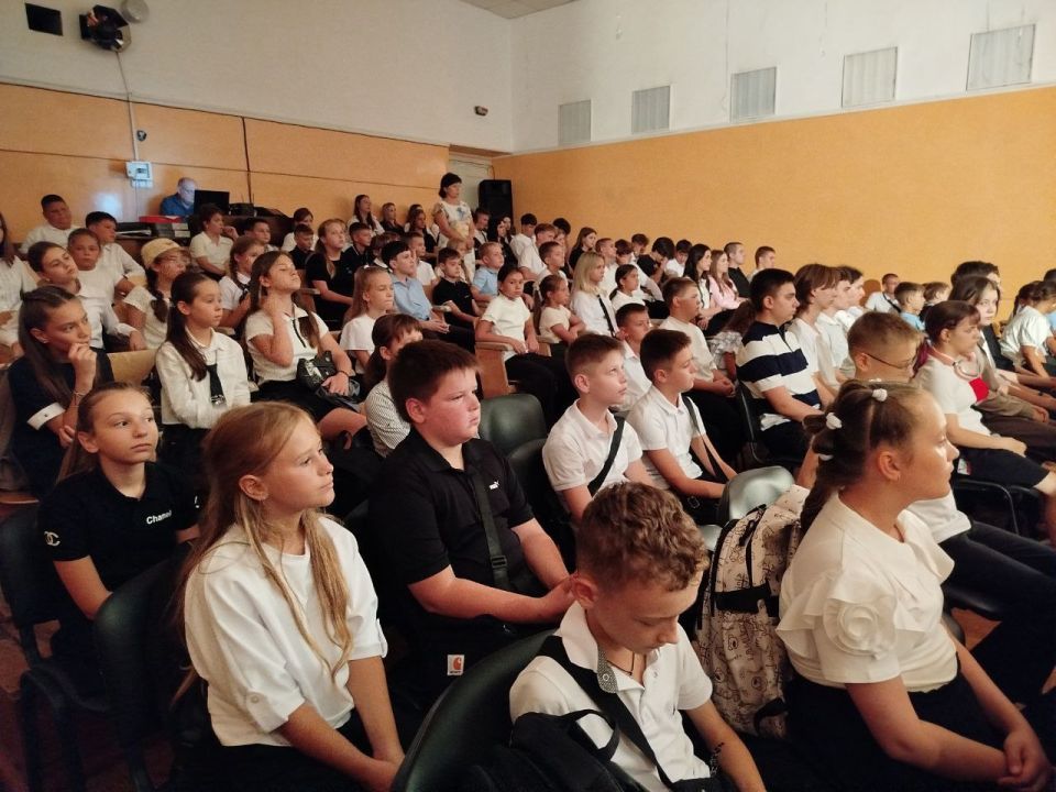     &quot; 4&quot; .   ,       