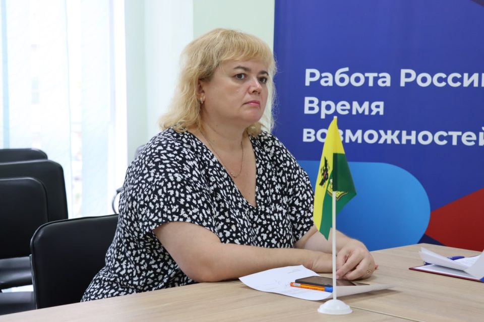 Подписано соглашение о сотрудничестве между службой занятости населения и Красным Крестом Запорожской области Подписано соглашение о сотрудничестве между службой занятости населения и Красным Крестом Запорожской области