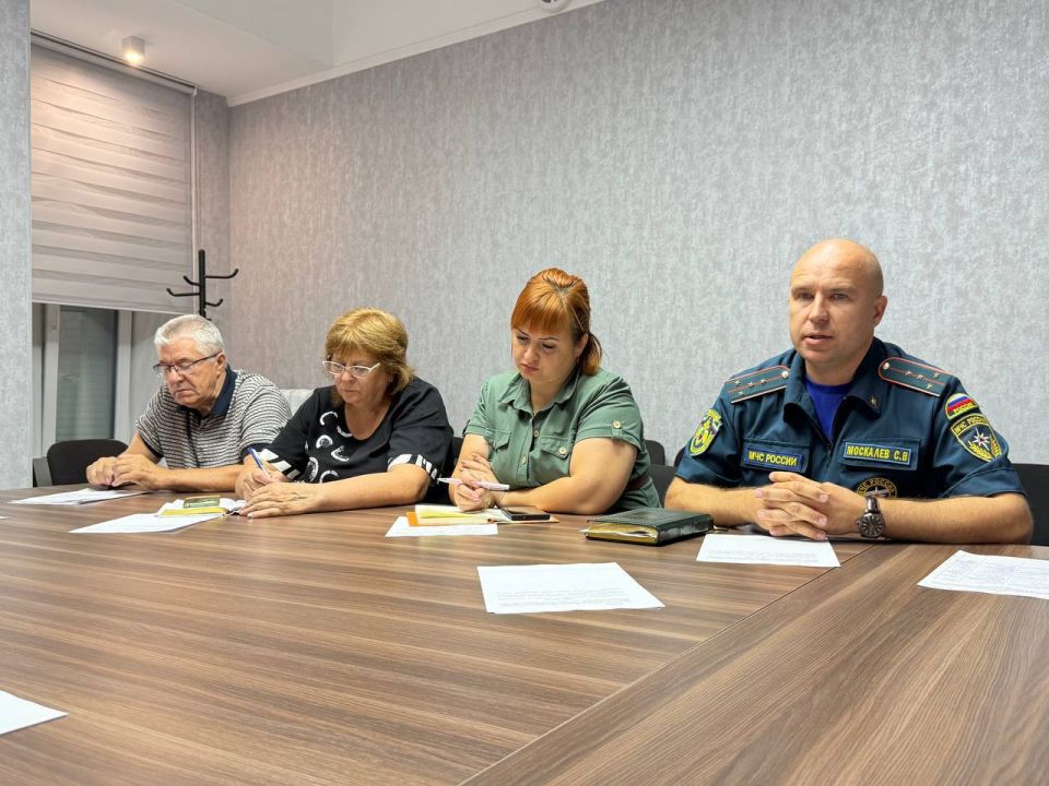 Состоялось заседание комиссии по предупреждению и ликвидации чрезвычайных ситуаций и обеспечению пожарной безопасности на территории Мелитопольского муниципального округа Состоялось заседание комиссии по предупреждению и ликвидации чрезвычайных ситуаций и обеспечению пожарной безопасности на территории Мелитопольского муниципального округа