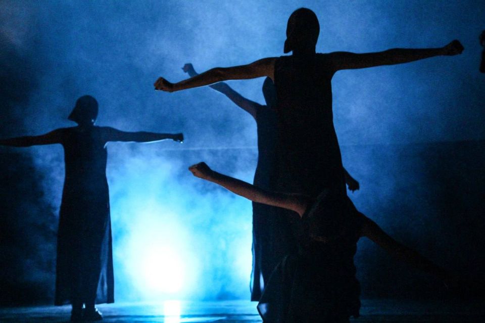 Фотовыставка «Хроники террора украинского неонацистского режима» представлена в Областном центре искусств и народного творчества Фотовыставка «Хроники террора украинского неонацистского режима» представлена в Областном центре искусств и народного творчества