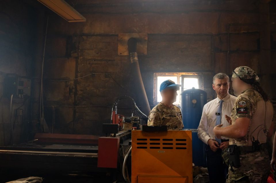 Леонид Слуцкий посетил Белгородскую область: работа по защите детей, поддержка волонтёров и развитие региона Леонид Слуцкий посетил Белгородскую область: работа по защите детей, поддержка волонтёров и развитие региона