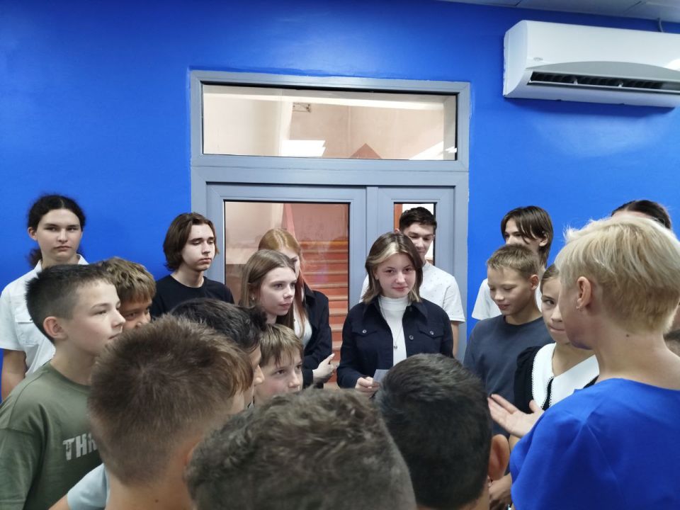 05.09.2025 г. в ГБУ ОО ЗО "СОШ №4" г. Мелитополь состоялось торжественное открытие Атомкласса - специализированного кабинета для изучения атомных и ядерных технологий, энергосбережения и смежных дисциплин 05.09.2025 г. в ГБУ ОО ЗО "СОШ №4" г. Мелитополь состоялось торжественное открытие Атомкласса - специализированного кабинета для изучения атомных и ядерных технологий, энергосбережения и смежных дисциплин