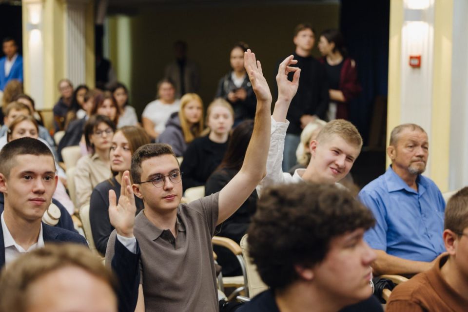 Леонид Слуцкий в Томской области: развитие науки, поддержка технологий и улучшение качества жизни Леонид Слуцкий в Томской области: развитие науки, поддержка технологий и улучшение качества жизни