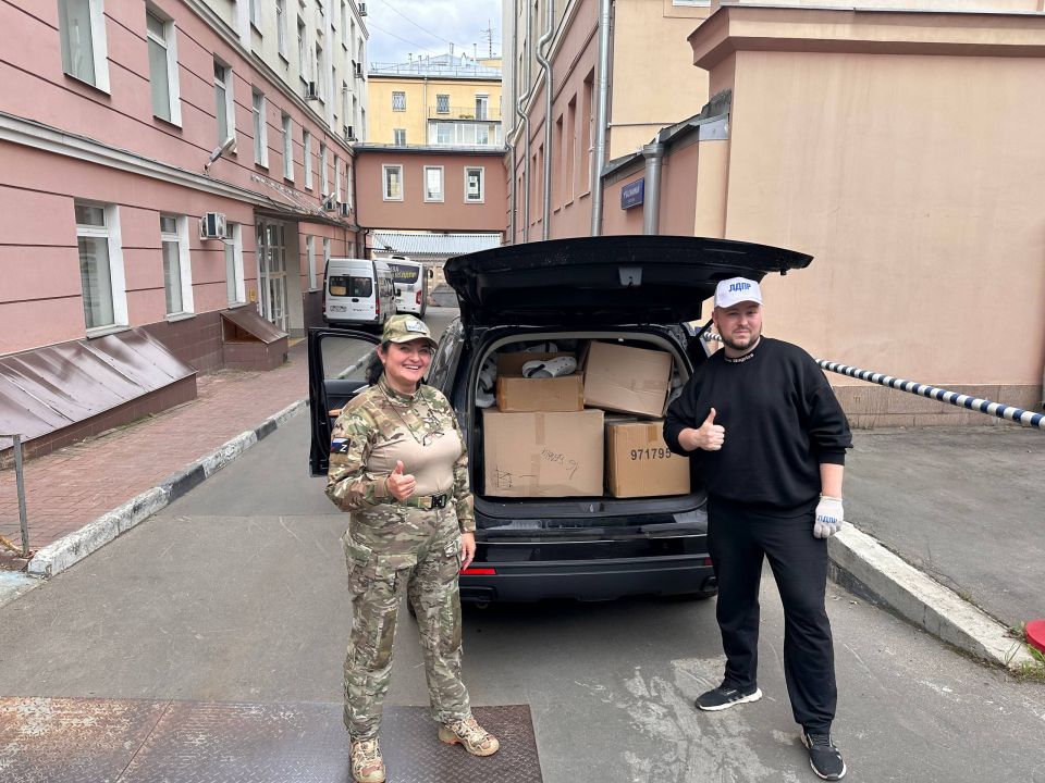 Екатерина Уманец, которая стояла у истоков создания региональное отделение ЛДПР в Запорожской области, поделилась на своей странице личными новостями и воспоминаниями о партийной работе