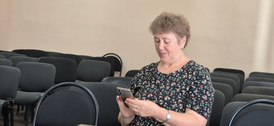 4-        ()      ,              ...