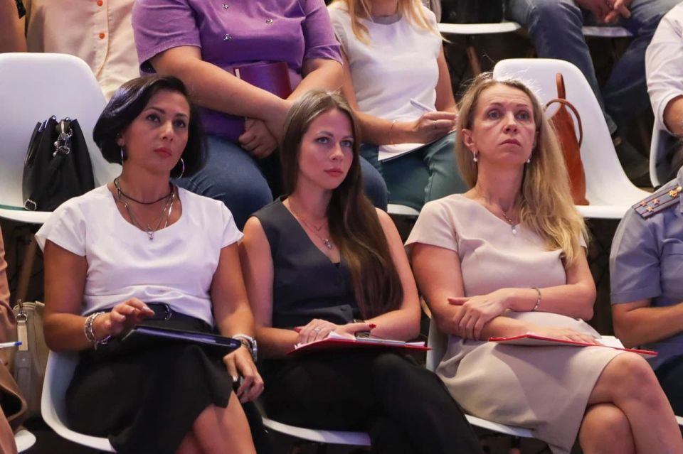 В Запорожской области состоялась первая областная межведомственная конференция «Эффективные практики системы профилактики безнадзорности и правонарушений несовершеннолетних» В Запорожской области состоялась первая областная межведомственная конференция «Эффективные практики системы профилактики безнадзорности и правонарушений несовершеннолетних»