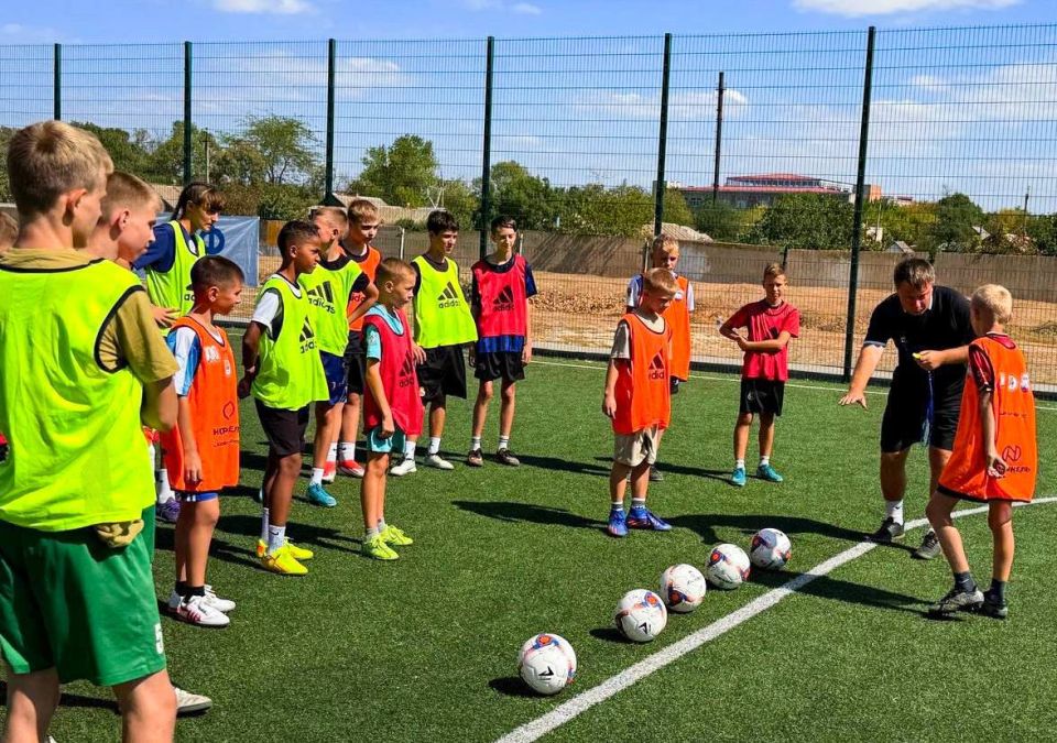 Офицеры центрального аппарата Следственного комитета России совершили рабочую поездку в Херсонскую и Запорожскую области Офицеры центрального аппарата Следственного комитета России совершили рабочую поездку в Херсонскую и Запорожскую области