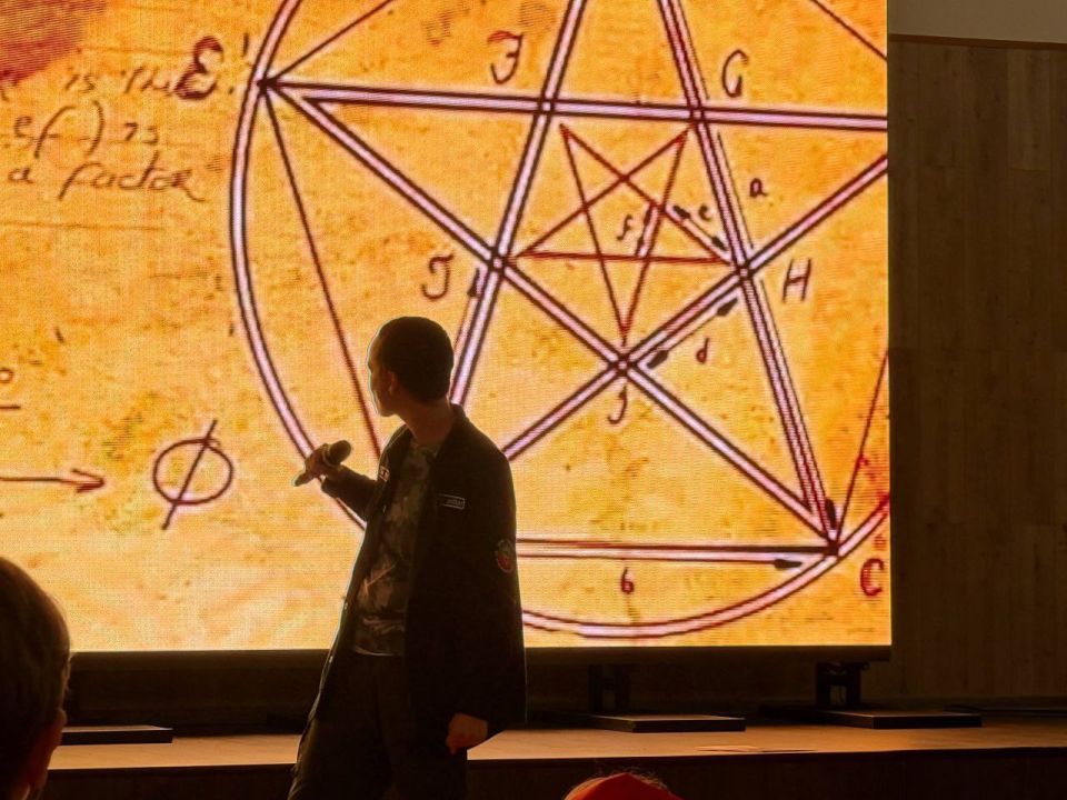 Заслуженная артистка России Юлия Чичерина выступила для молодежи Мелитополя Заслуженная артистка России Юлия Чичерина выступила для молодежи Мелитополя