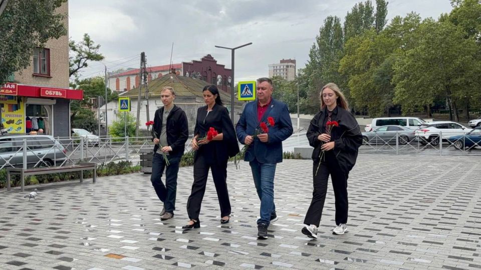 Митинг-реквием, посвященный Дню памяти жертв фашизма, состоялся в Областном центре искусств и народного творчества Митинг-реквием, посвященный Дню памяти жертв фашизма, состоялся в Областном центре искусств и народного творчества
