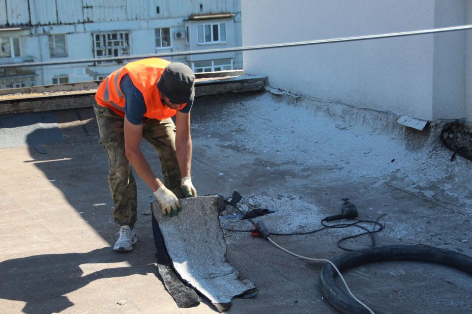 Капитальный ремонт более трех тыс Капитальный ремонт более трех тыс