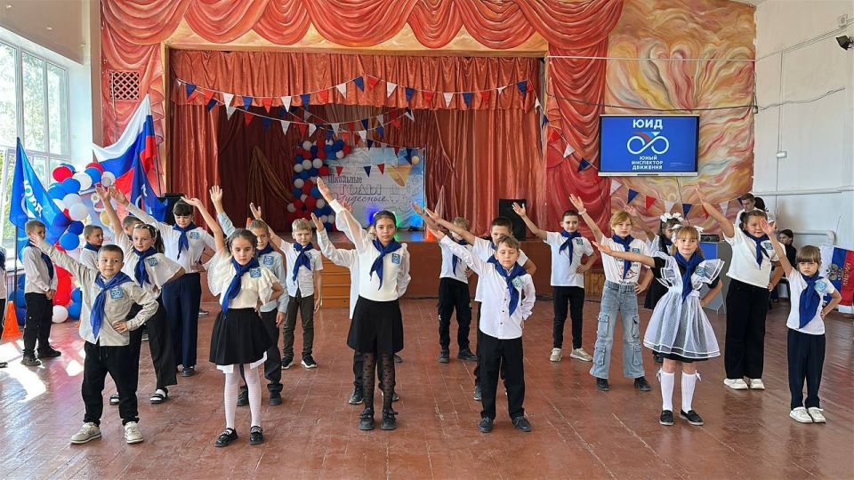 В рамках реализации мероприятий по профилактике детского дорожно-транспортного травматизма сотрудники Госавтоинспекции Запорожской области приняли участие в торжественной церемонии посвящения в ряды Юных Инспекторов Движения В рамках реализации мероприятий по профилактике детского дорожно-транспортного травматизма сотрудники Госавтоинспекции Запорожской области приняли участие в торжественной церемонии посвящения в ряды Юных Инспекторов Движения