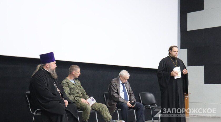 Литераторы Союза писателей провели встречи с молодежью Мелитополя