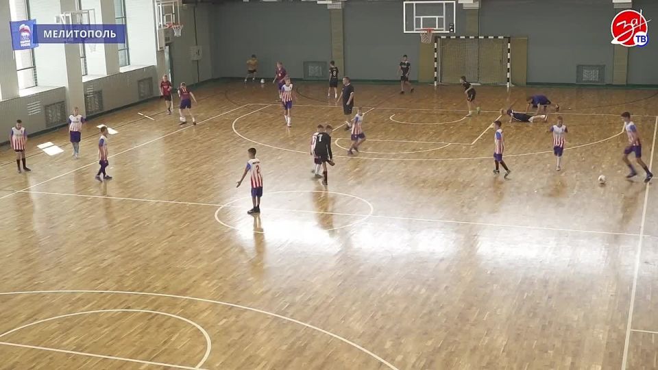 В 3-й спортивной школе Мелитополя состоялся мастер-класс по мини-футболу для тренеров и детей