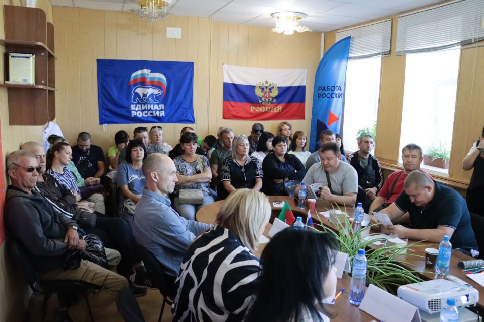 В Приморске обсудили вопросы трудоустройства В Приморске обсудили вопросы трудоустройства