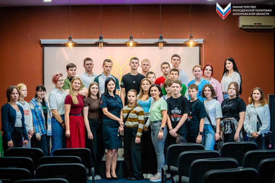 Кибербезопасность для молодежи: как защититься от деструктивных онлайн-сообществ