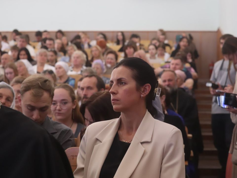 Межрегиональная православная книжная выставка-форум «Радость слова» состоялась в Мелитопольском государственном университете (МелГу), передает корреспондент Запорожского агентства новостей Межрегиональная православная книжная выставка-форум «Радость слова» состоялась в Мелитопольском государственном университете (МелГу), передает корреспондент Запорожского агентства новостей