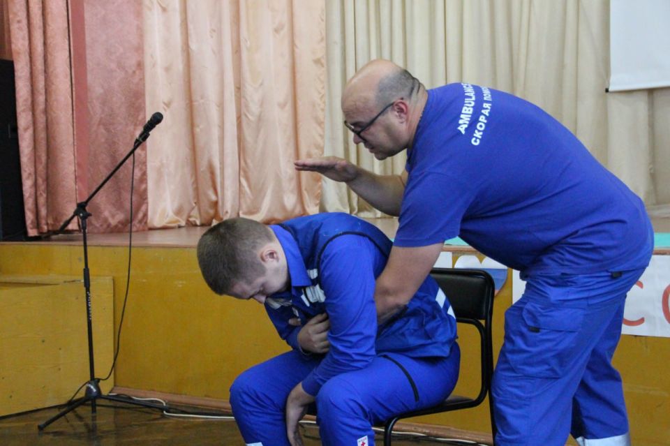 В Мелитополе прошел урок оказания первой помощи для студентов В Мелитополе прошел урок оказания первой помощи для студентов