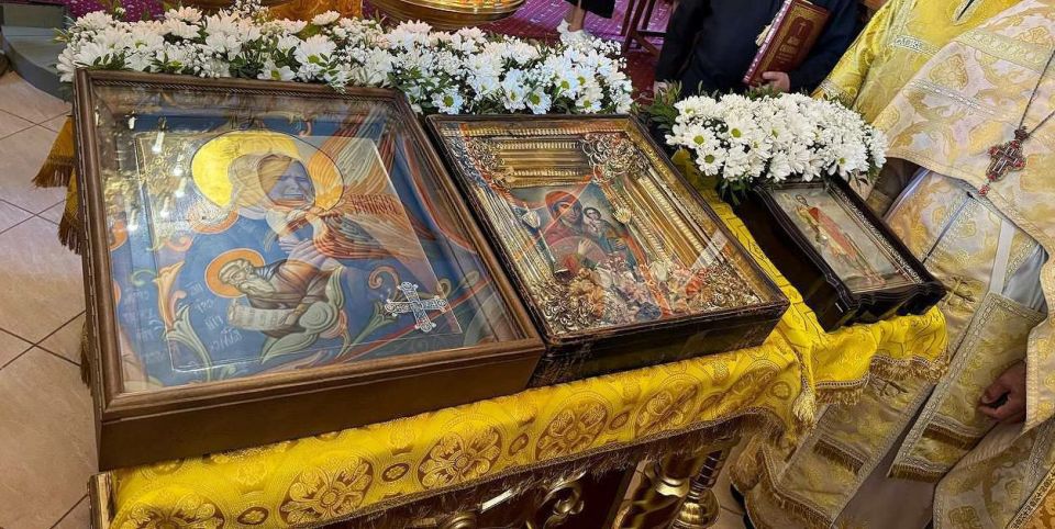 Три православные святыни прибыли в Запорожскую область Три православные святыни прибыли в Запорожскую область