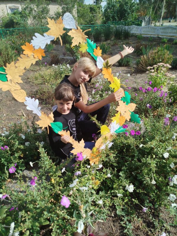 Фантазия и вдохновение. Лето промчалось, оставив после себя яркие воспоминания, а осень подарила новый праздник — Всемирный день красоты Фантазия и вдохновение. Лето промчалось, оставив после себя яркие воспоминания, а осень подарила новый праздник — Всемирный день красоты