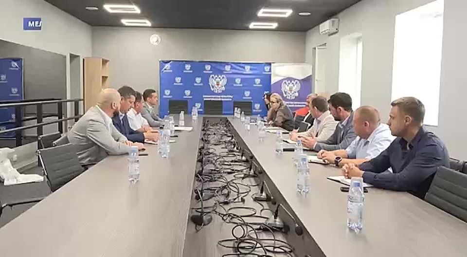 Мелитополь принял делегацию Минпромторга Самарской области