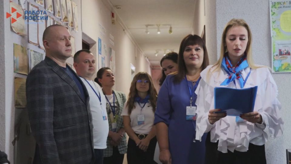 В Михайловке состоялся День открытых дверей под девизом «Наши услуги – в помощь вам!», цель которого – ознакомить жителей с актуальными мерами государственной поддержки, направленными на повышение занятости и...