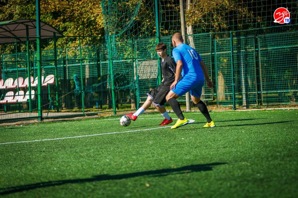 � ���������� ���������� ���� �� ����-�������, ����������� 80-����� ������