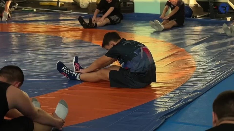 В Мелитополе прошел мастер-класс по спортивной борьбе, организованный движением «Здоровое Отечество»