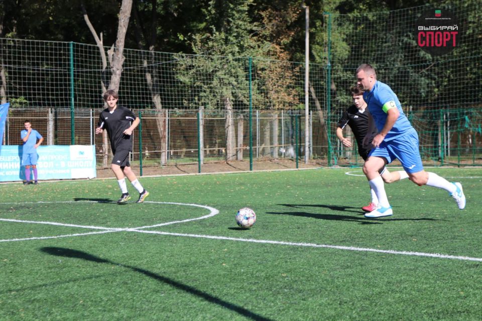 ����� 2-�� �������� ��� ���� �� ����-������� 5�5, ����������� 80-����� ������ � ������� ������������� �����