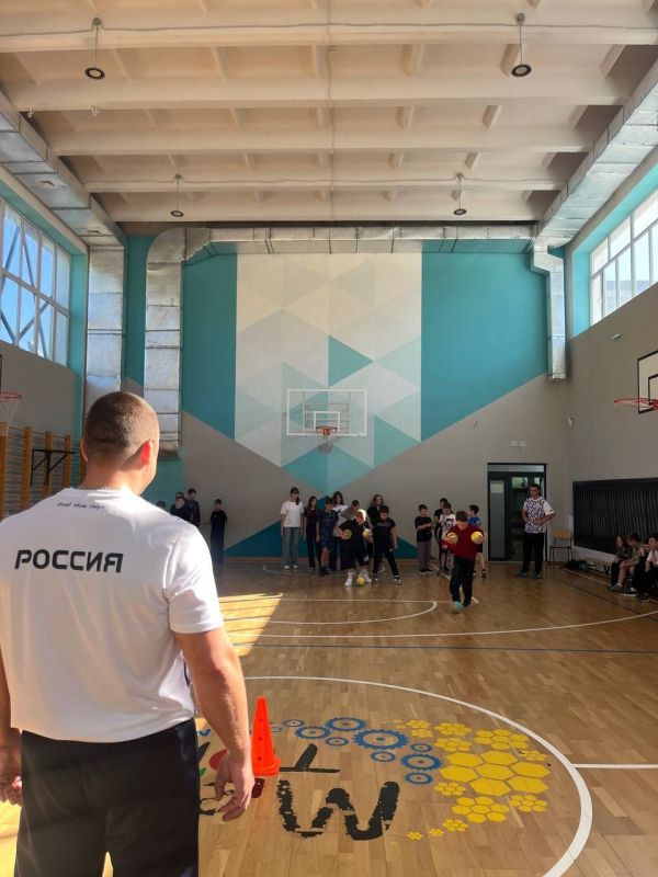 Гандбол в массы: Успешный мастер-класс в СОШ №15