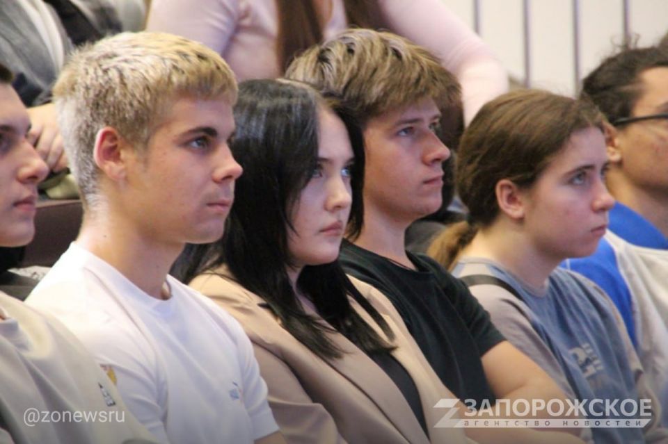 ������ ������������� ��������� ����� �� ������ ��������� �������� � ����������