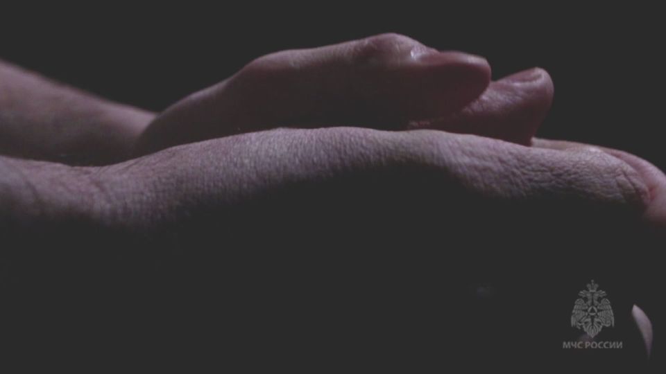 Не сжигай сухую траву. МЧС России напоминает о правилах пожарной безопасности: