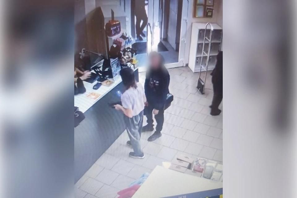 Мелитополец присвоил себя чужой кошелек со 120 тысячами рублей