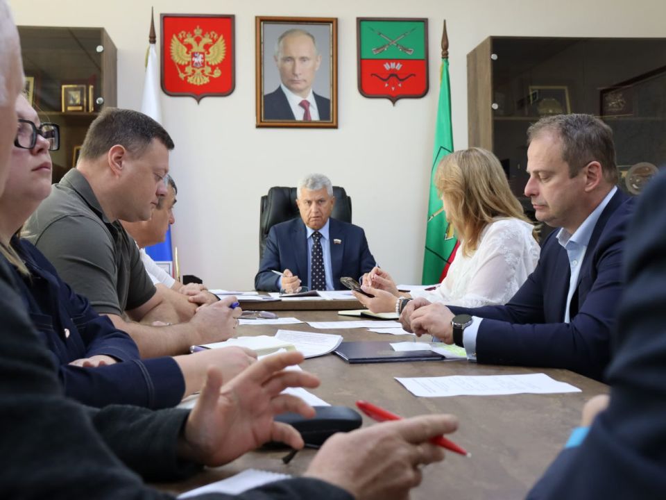 Сергей Золотарёв: Принял участие в рабочем совещании в Законодательном Собрании Запорожской области