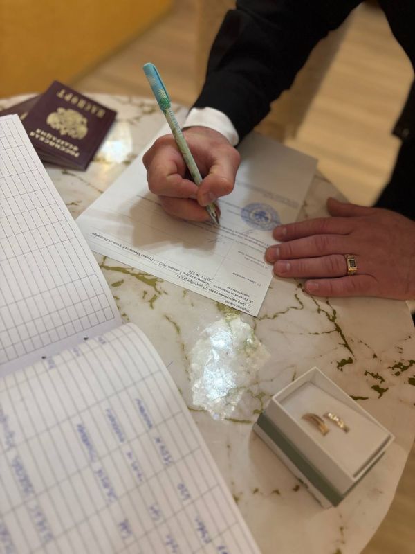 Новые семьи рождаются в Мелитопольском ЗАГСе