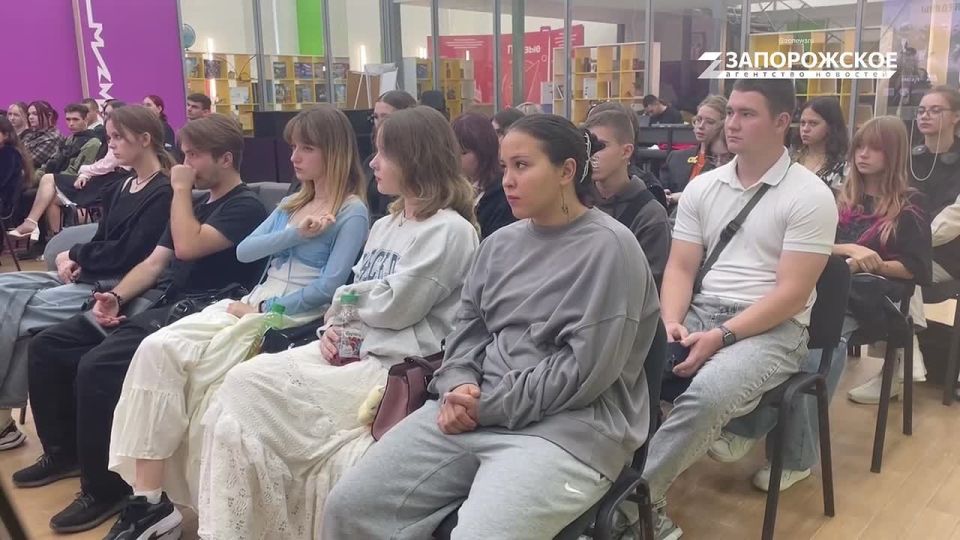 Презентация документальных фильмов и откровенная дискуссия о настоящем кино: в Мелитополе продолжаются мероприятия Международного фестиваля «Кино на службе Отечеству»