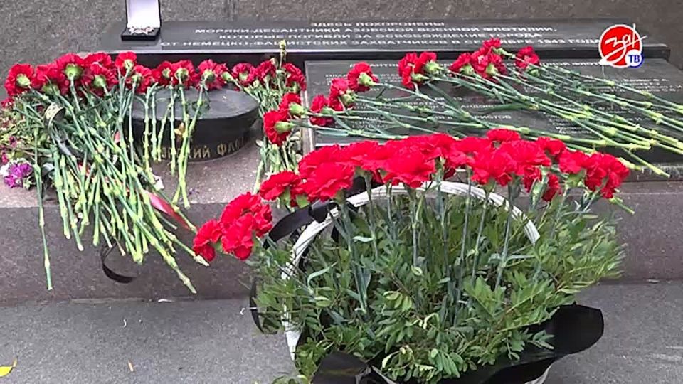 В преддверии Дня воссоединения исторических регионов с Россией в Запорожскую область приехали эксперты РВИО с просветительским десантом